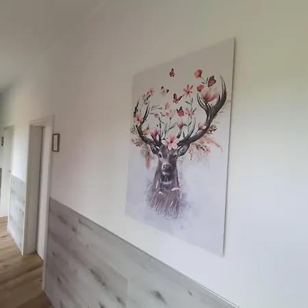 Brauner Hirsch 2* Hannoversch Münden