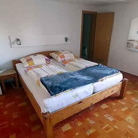 Brauner Hirsch Hannoversch Münden