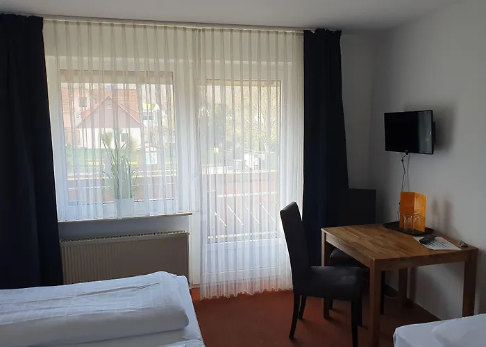 Brauner Hirsch 2*